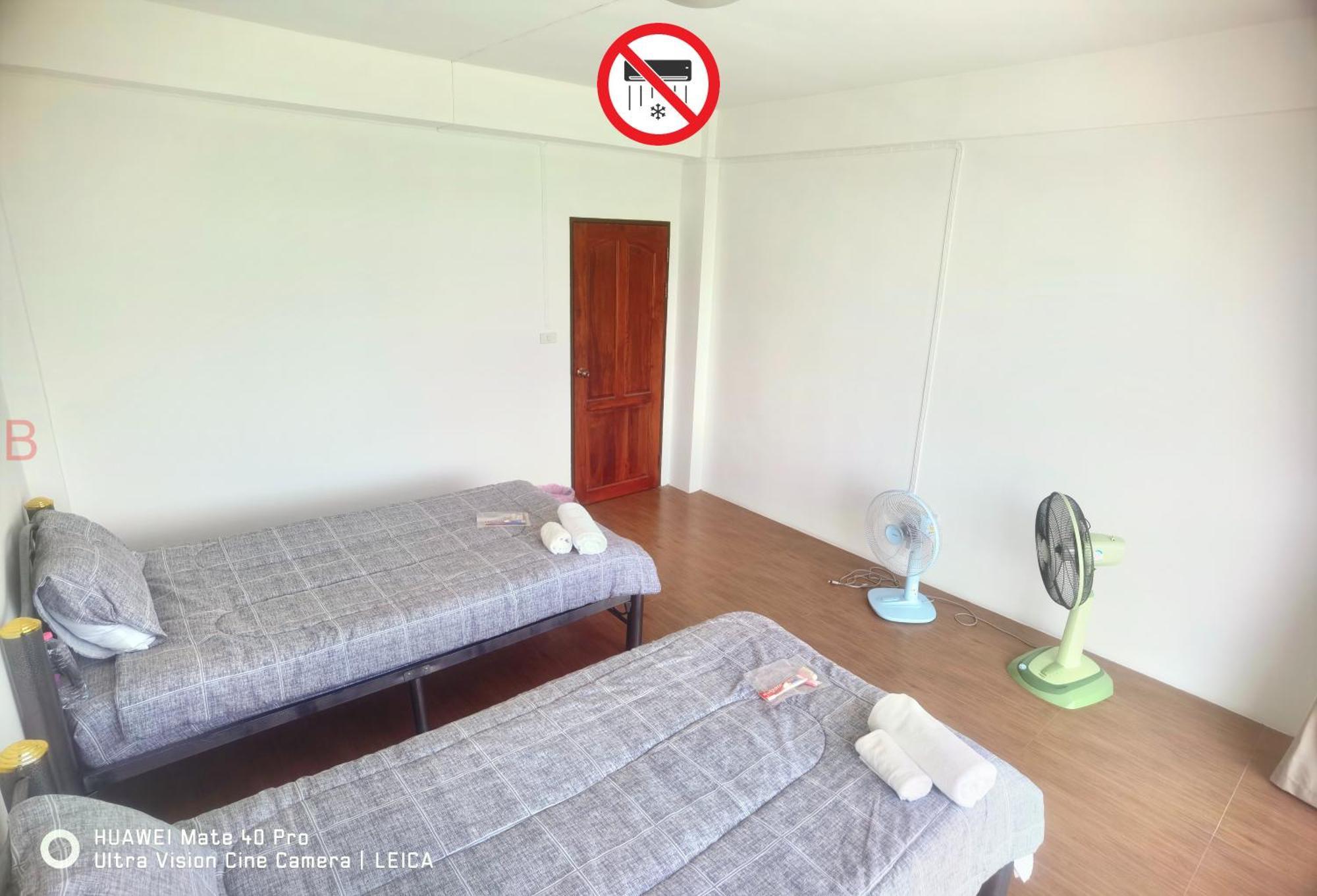Yyk Hostel 24H Ban Khlong Krang エクステリア 写真